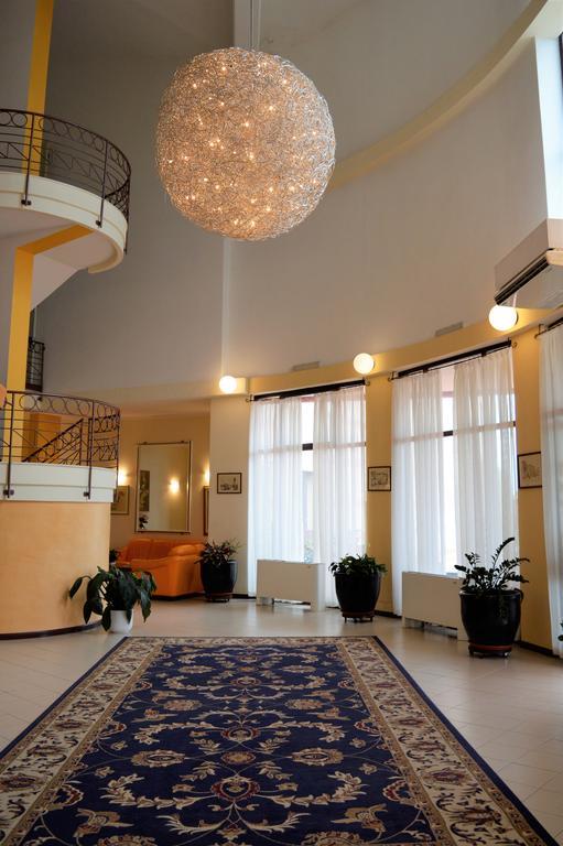Rodia Inn Oristano Extérieur photo
