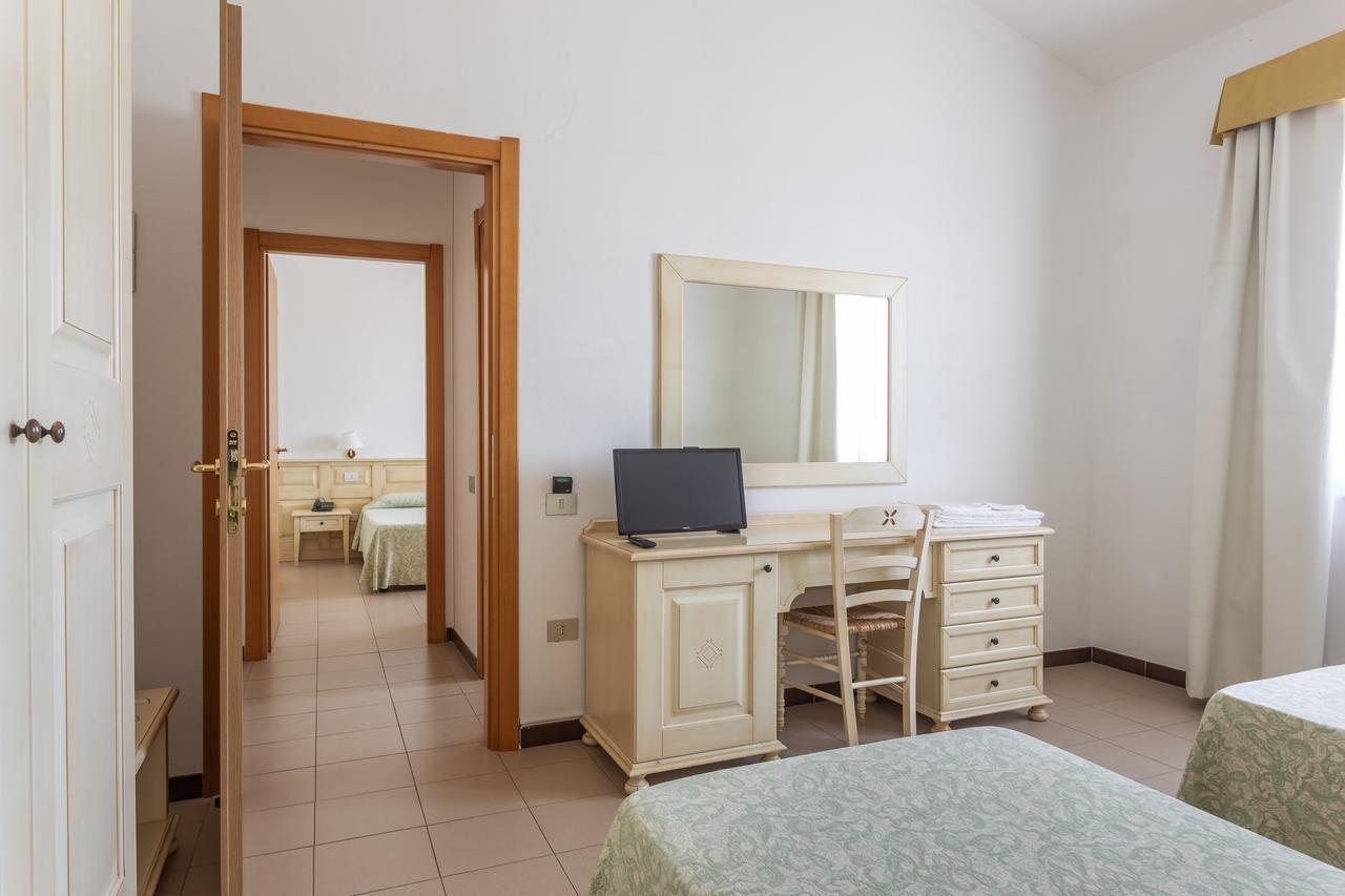 Rodia Inn Oristano Extérieur photo