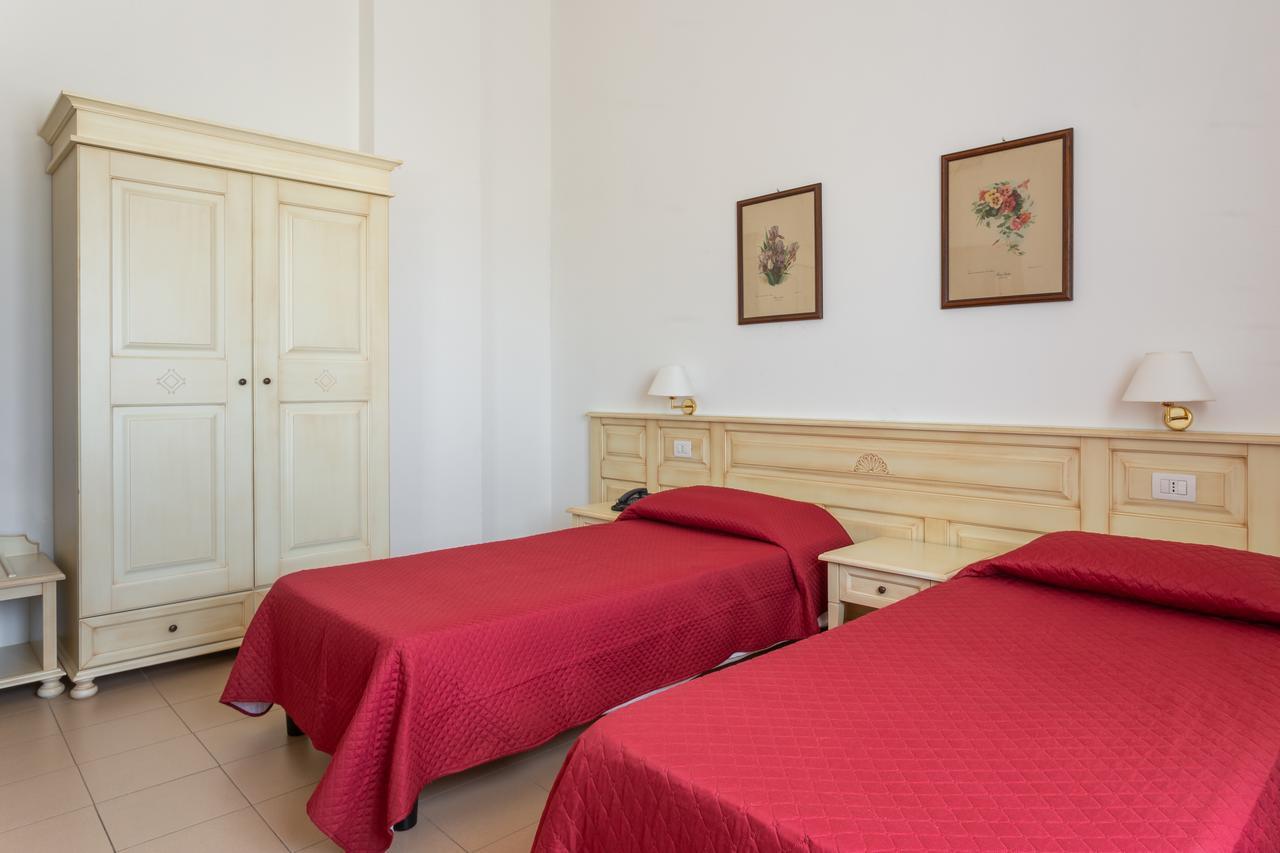Rodia Inn Oristano Extérieur photo