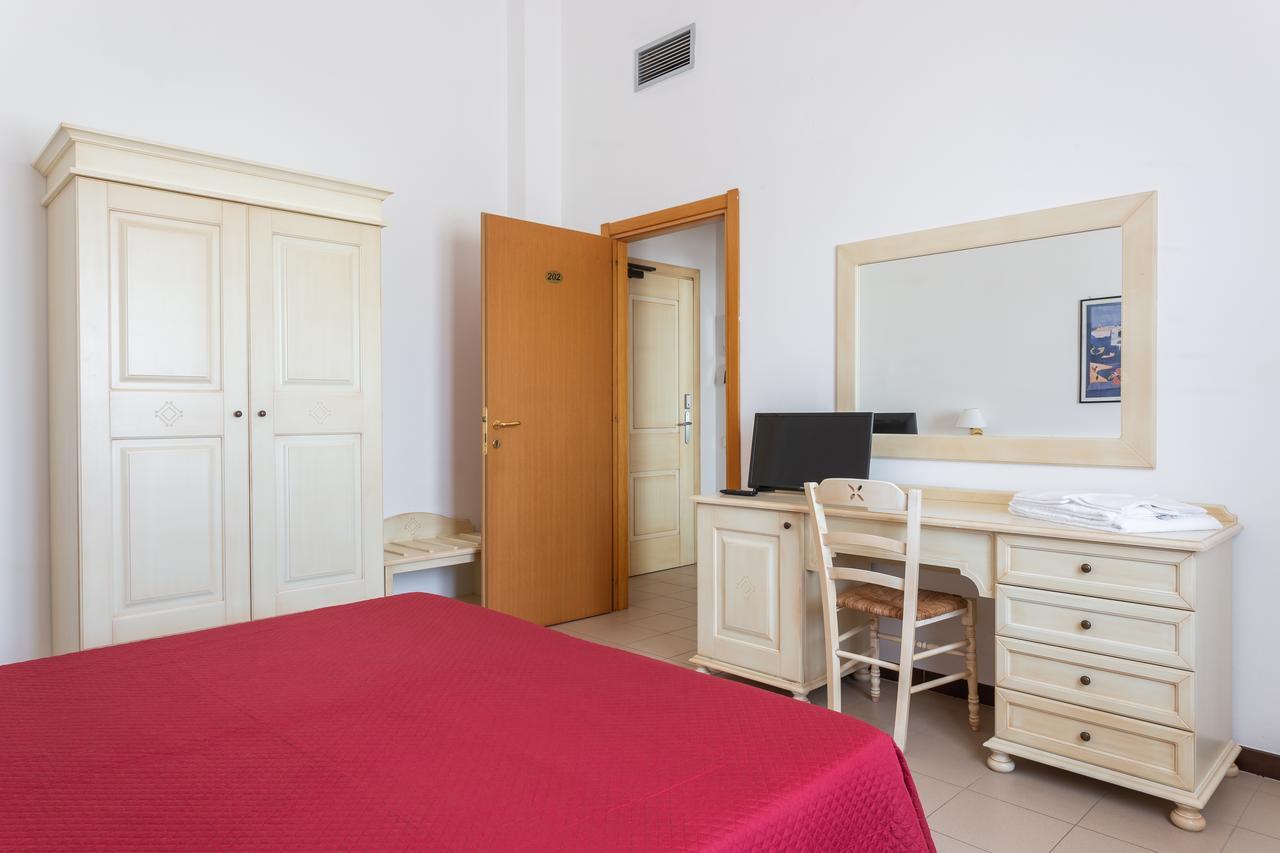 Rodia Inn Oristano Extérieur photo