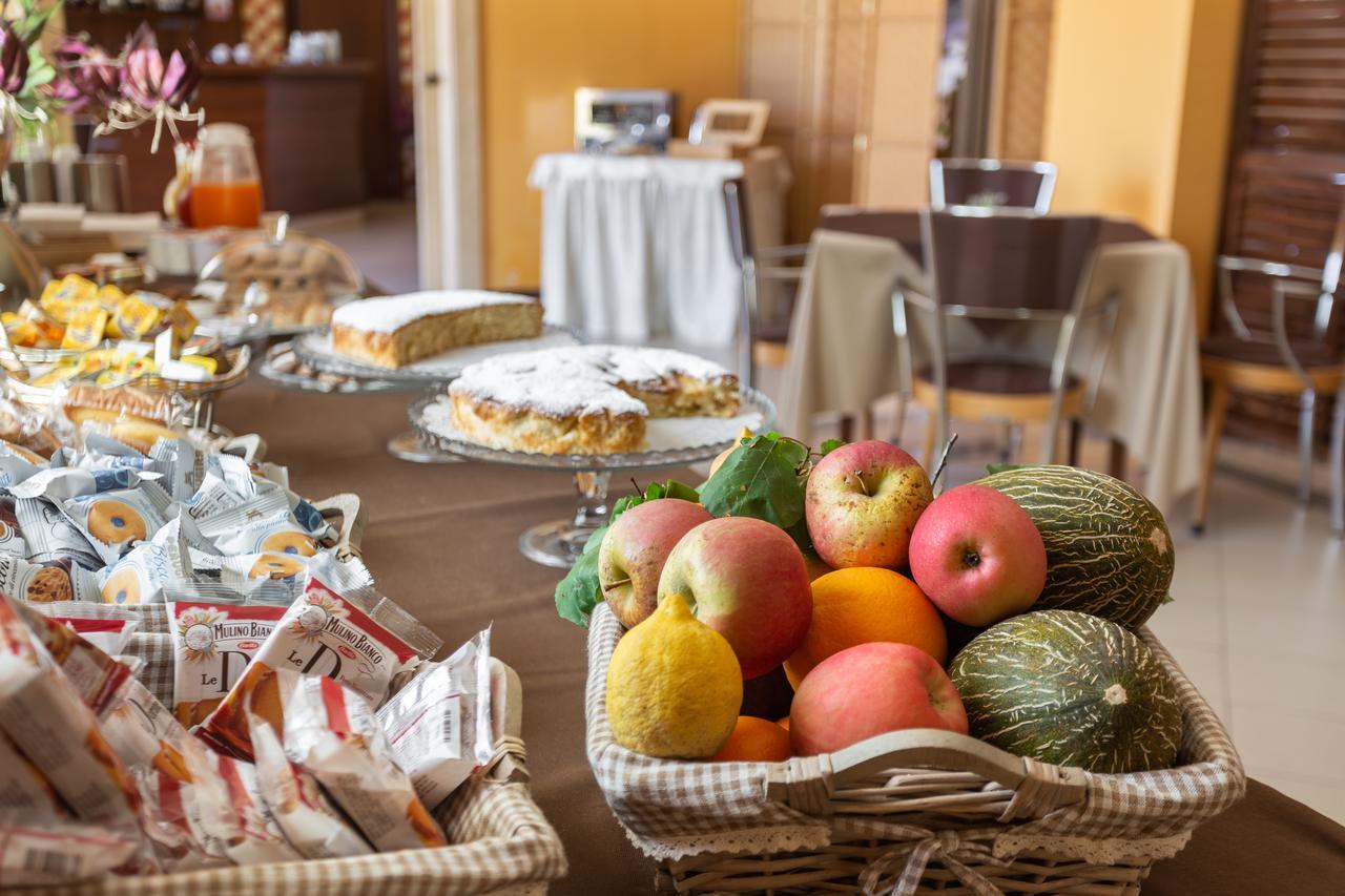 Rodia Inn Oristano Extérieur photo