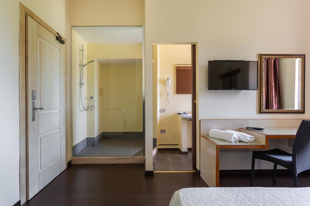 Rodia Inn Oristano Extérieur photo
