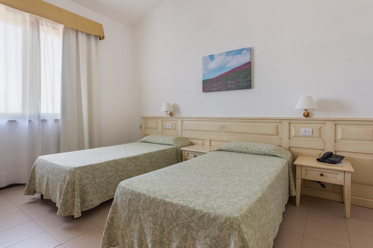 Rodia Inn Oristano Extérieur photo