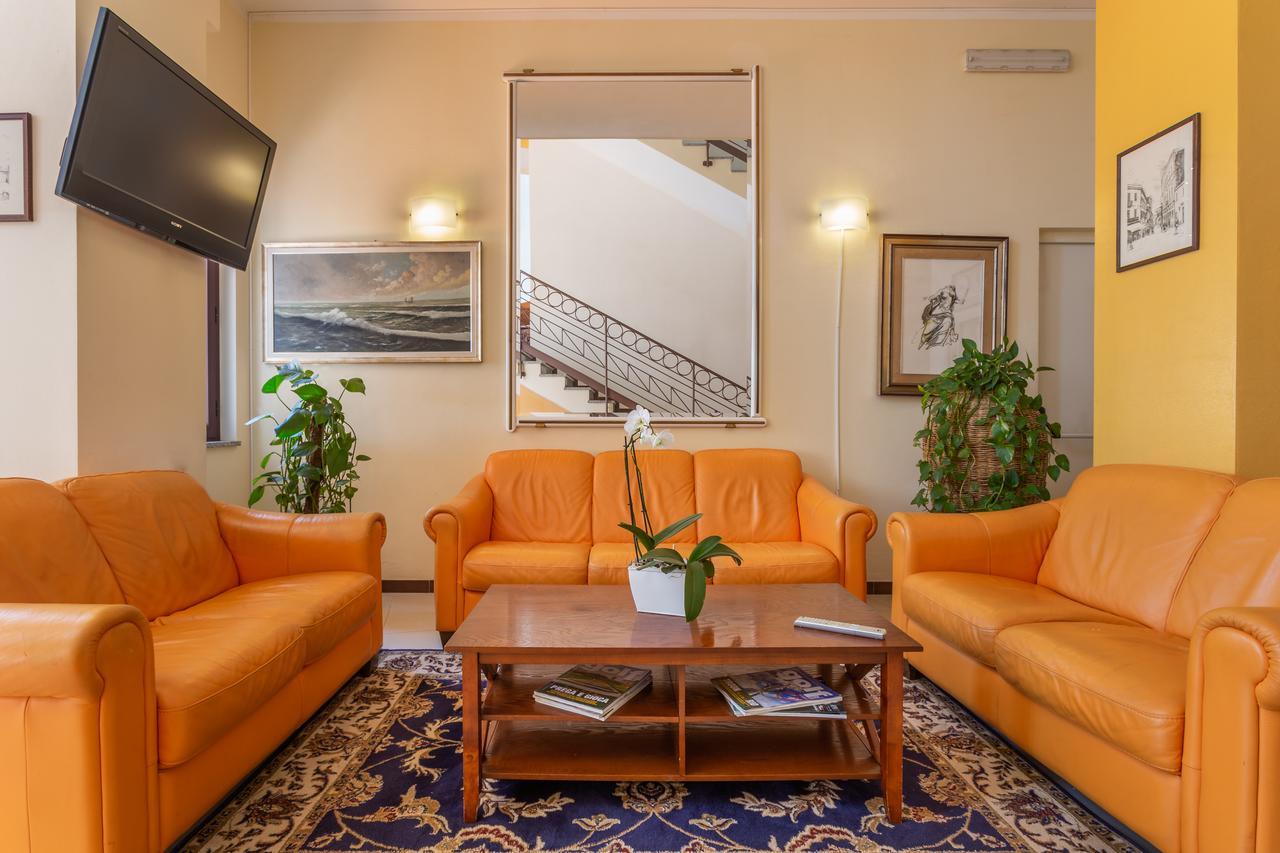 Rodia Inn Oristano Extérieur photo