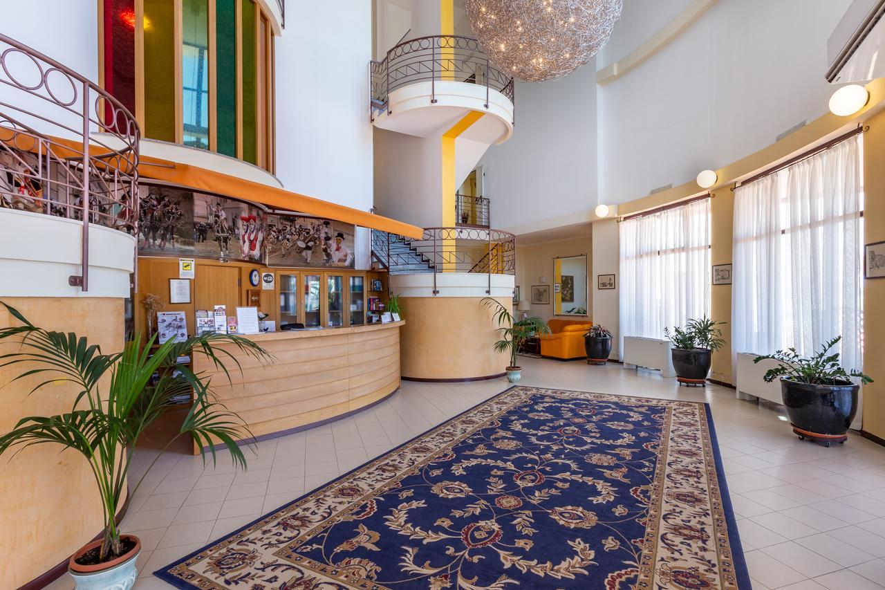 Rodia Inn Oristano Extérieur photo